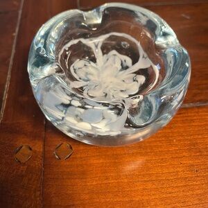 Vintage Murano Clear Glass Ashtray White Flower Design MCM Controlled Bubble